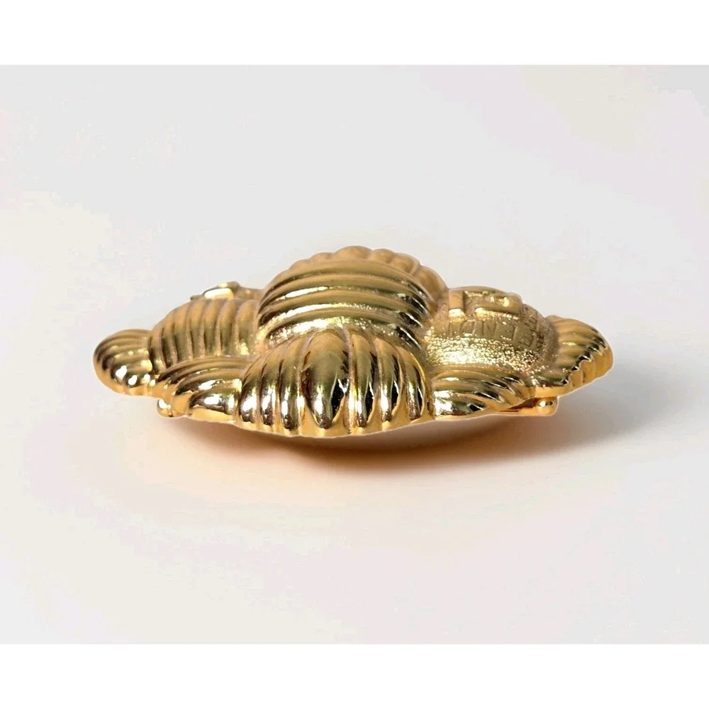 Vintage Fendi Designer Gold Plated Basket Weave Brooch 80s 90s Runway Pin